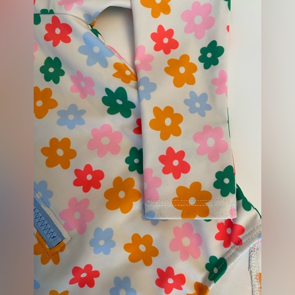 Old Navy Toddler Floral Swimsuit - Picture 8 of 9